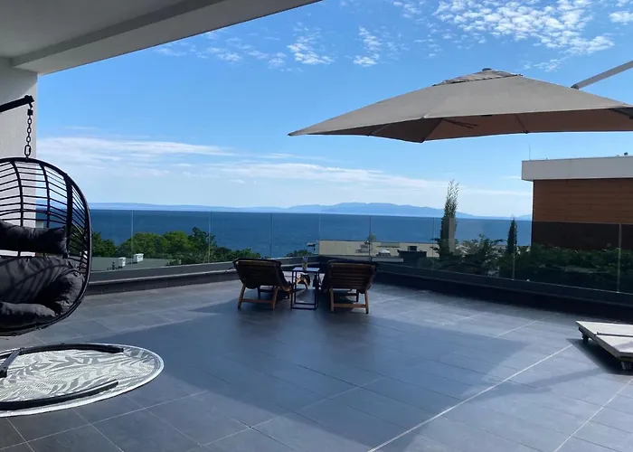 Sea View Deluxe Apartment