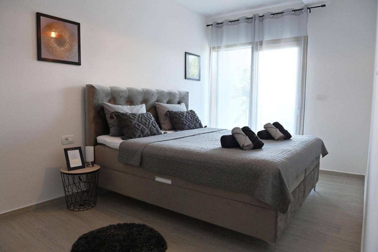 Sea View Deluxe