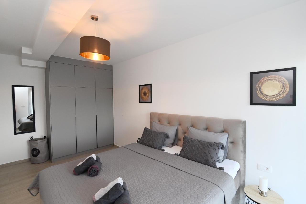 Sea View Deluxe Apartment